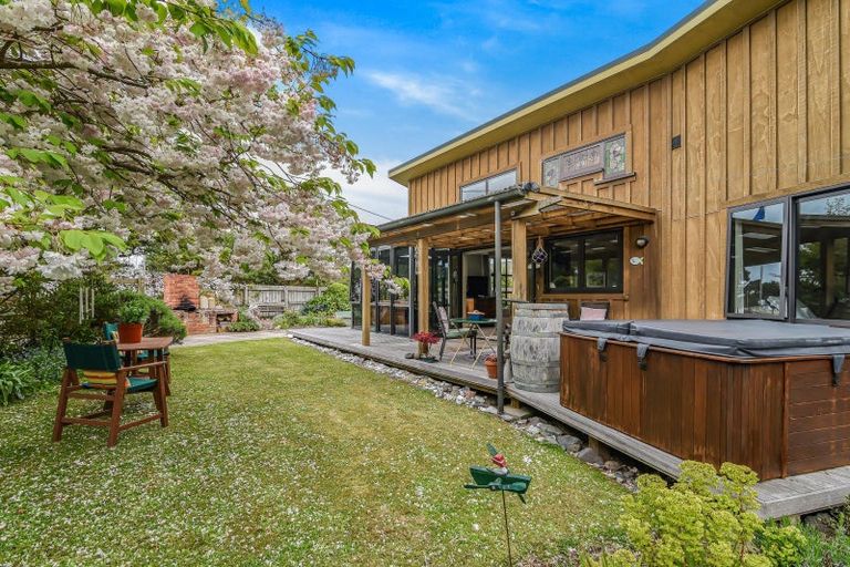 Photo of property in 36 Beach Road, Long Beach, Port Chalmers, 9081