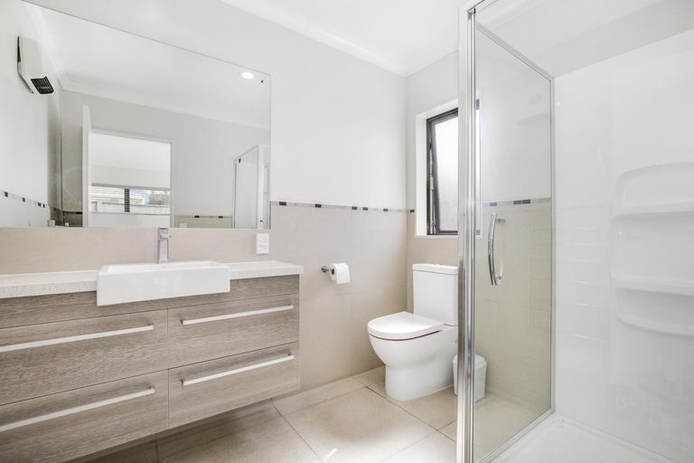 Photo of property in 3 Manene Street, Wattle Downs, Auckland, 2103