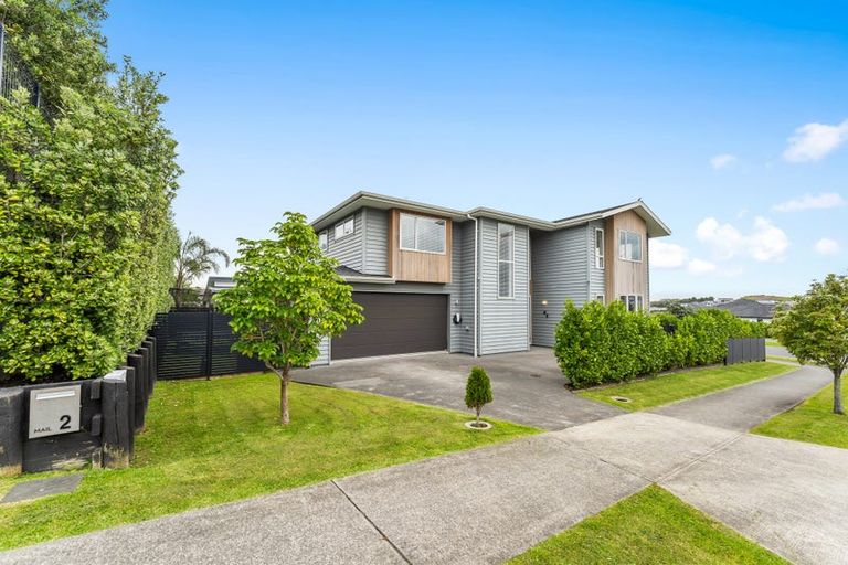 Photo of property in 2 Boocock Crescent, Orewa, 0931