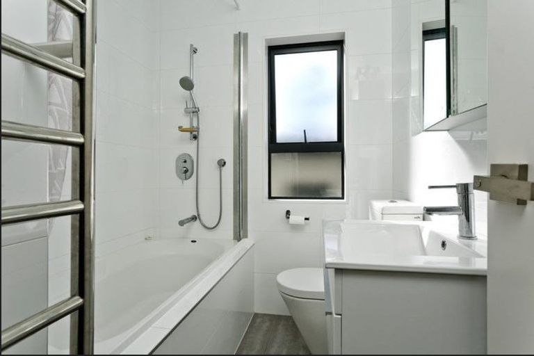 Photo of property in 52 Makamaka Lane, Albany Heights, Auckland, 0632