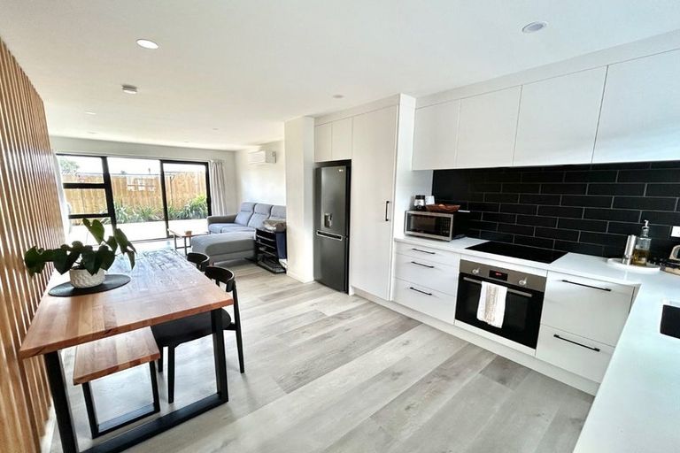 Photo of property in 21 Ara Mara Hua, Henderson, Auckland, 0612