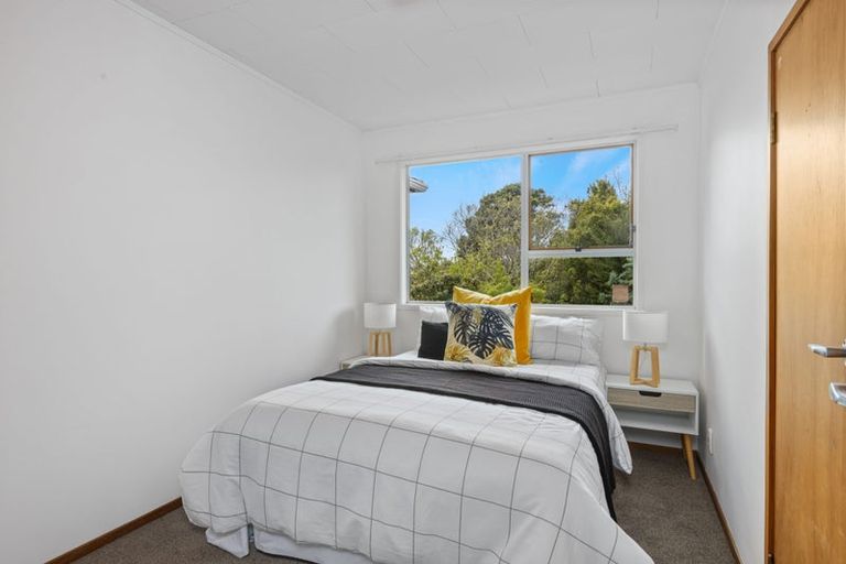 Photo of property in 1/114 Canongate Street, Birkdale, Auckland, 0626