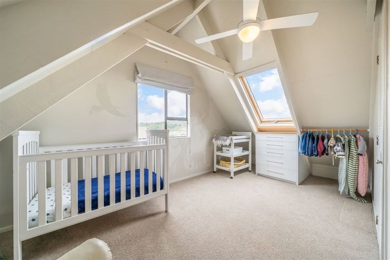 Photo of property in 86 Mercury Way, Whitby, Porirua, 5024