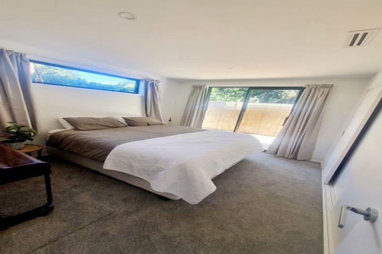 Photo of property in 112b Freyberg Street, Lyall Bay, Wellington, 6022