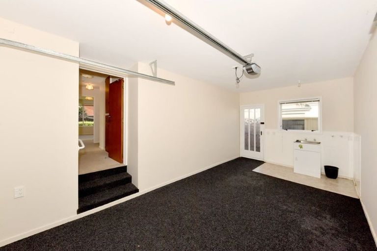 Photo of property in 2/8 Palatine Terrace, Huntsbury, Christchurch, 8022