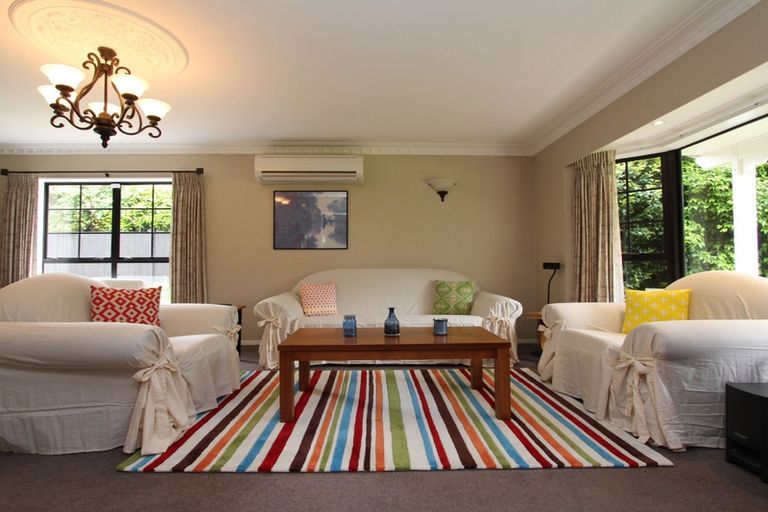 Photo of property in 129 Queen Street, Pukekohe, 2120