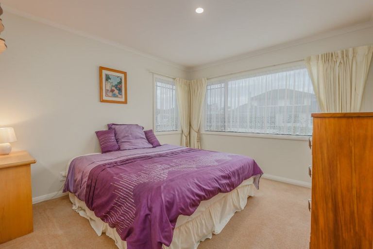Photo of property in 1 Virginia Grove, Milson, Palmerston North, 4414