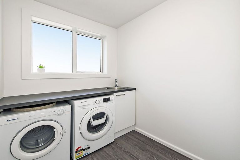 Photo of property in 25 Roydvale Avenue, Burnside, Christchurch, 8042