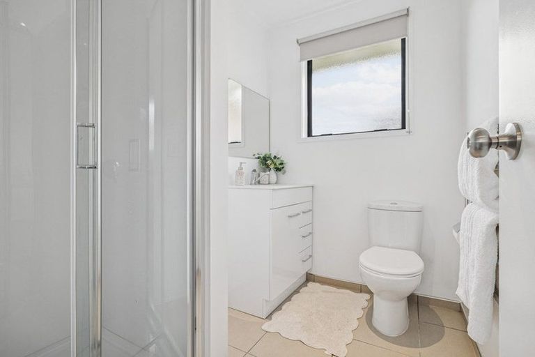 Photo of property in 65b Puriri Road, Pukekohe, 2120