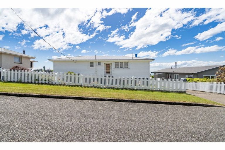 Photo of property in 195 Lagan Street, Bluff, 9814
