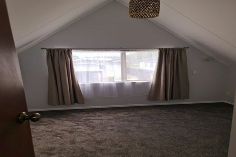Photo of property in 6 Jarrett Court, Roslyn, Palmerston North, 4414