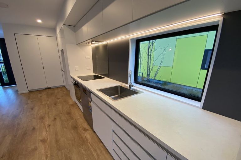 Photo of property in 24/6 Waverley Street, Sydenham, Christchurch, 8023