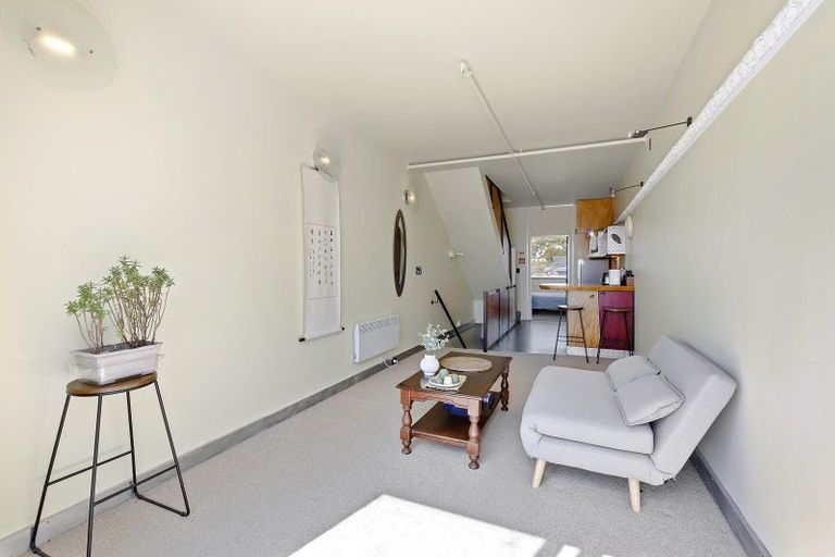 Photo of property in Qba Apartments, 4e/51 Webb Street, Mount Cook, Wellington, 6011