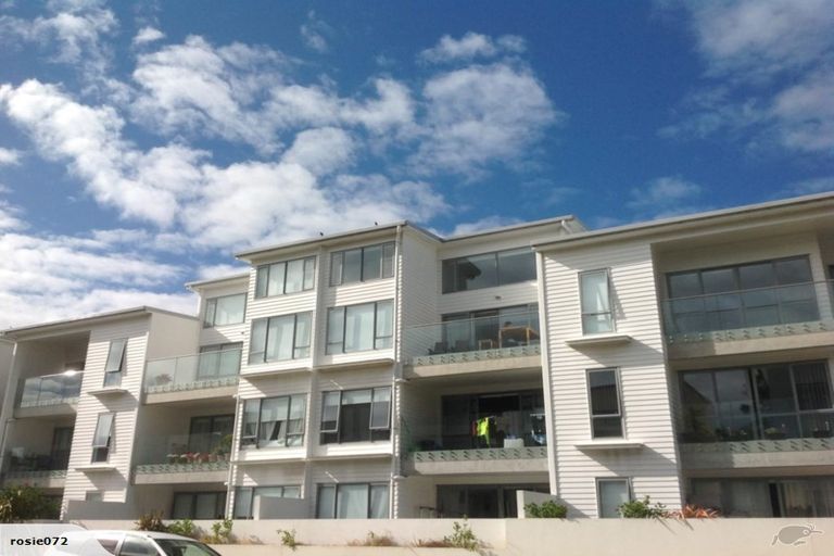 Photo of property in 1c/136 Stancombe Road, Flat Bush, Auckland, 2016