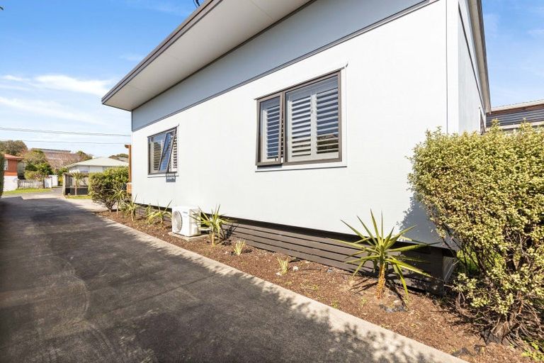 Photo of property in 88a Pioneer Road, Moturoa, New Plymouth, 4310