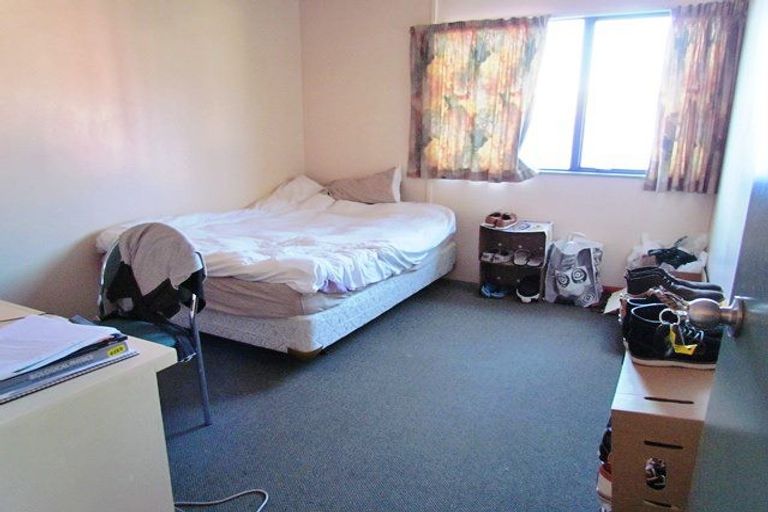 Photo of property in 15 Howe Street, North Dunedin, Dunedin, 9016