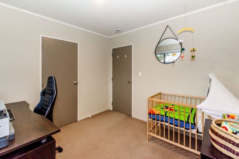 Photo of property in 72a Elizabeth Street, Waikanae, 5036