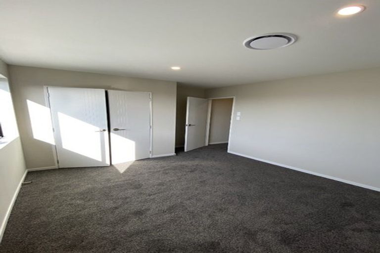 Photo of property in 5 Bendridge Street, Flat Bush, Auckland, 2019