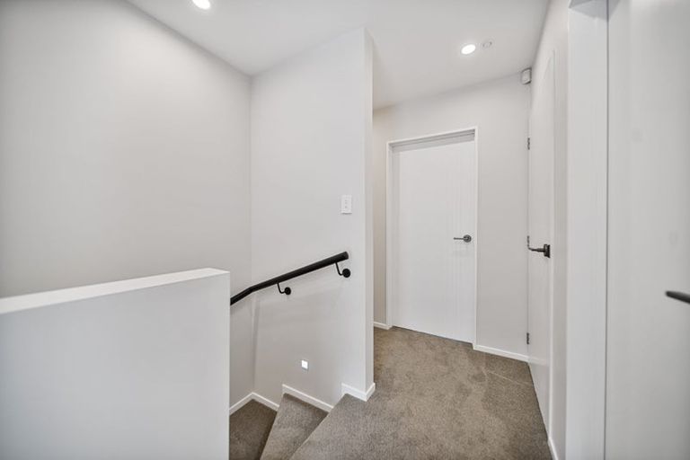 Photo of property in 44c Blakeborough Drive, Forrest Hill, Auckland, 0620