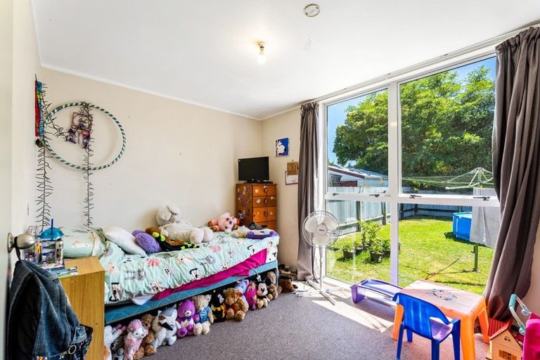 Photo of property in 18 Shakespeare Avenue, Trentham, Upper Hutt, 5018