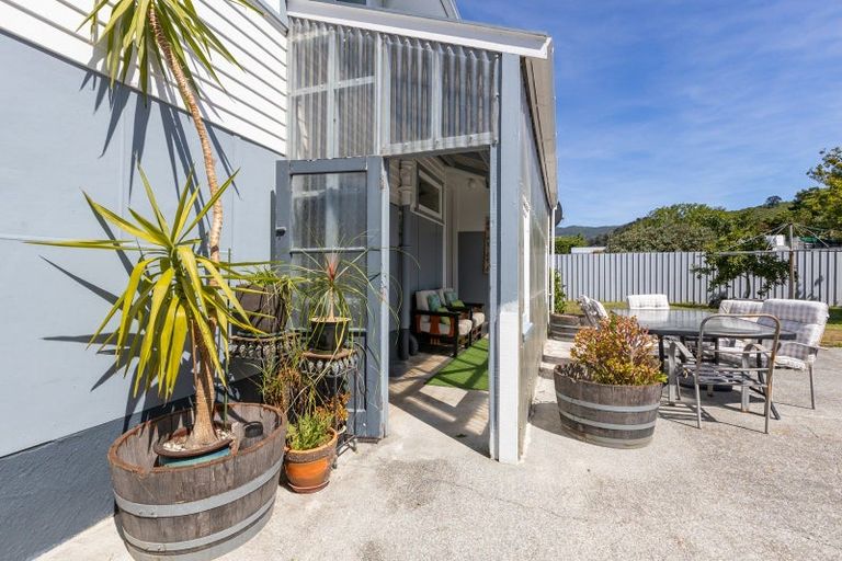 Photo of property in 11 William Benton Street, Featherston, 5710