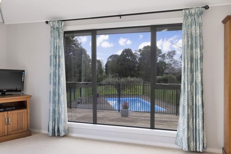 Photo of property in 225 Waitohu Valley Road, Otaki, 5583