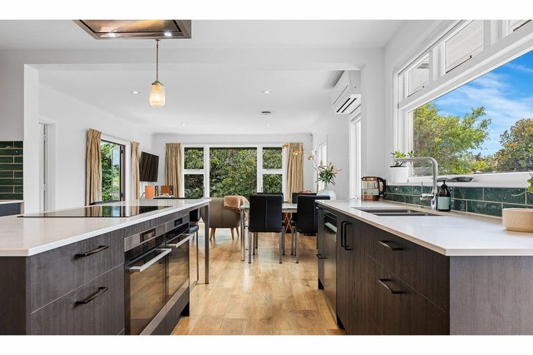 Photo of property in 19 Joyce Crescent, Ilam, Christchurch, 8041