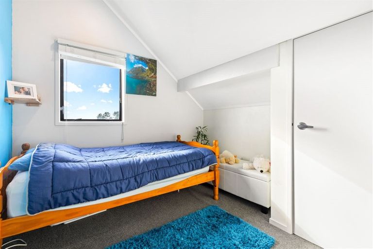 Photo of property in 1/6 Sturm Avenue, Massey, Auckland, 0614