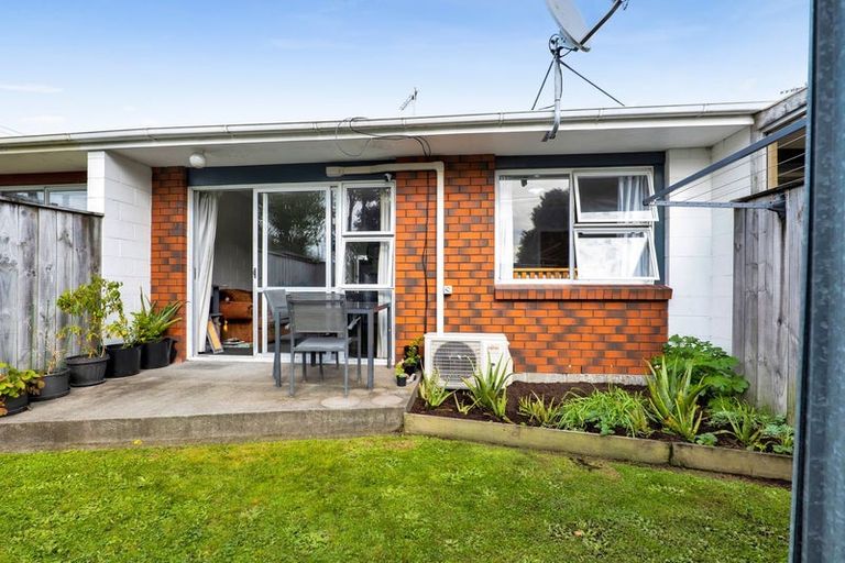 Photo of property in 7/289 Carrington Street, Vogeltown, New Plymouth, 4310
