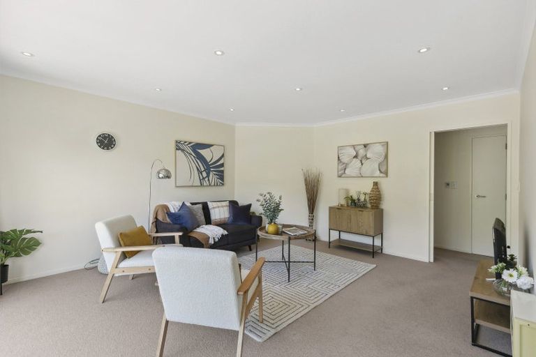 Photo of property in Redwood Village, 31/42 Main Road, Tawa, Wellington, 5028