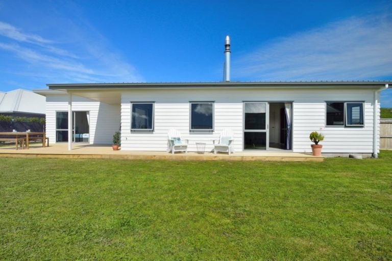 Photo of property in 83 Hamilton Drive, Wainui, Gisborne, 4010