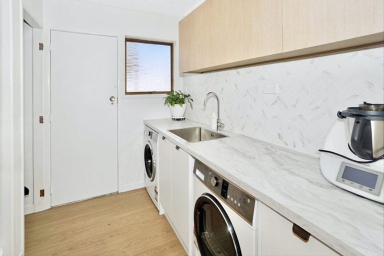 Photo of property in 8 Dowman Place, Te Puke, 3119