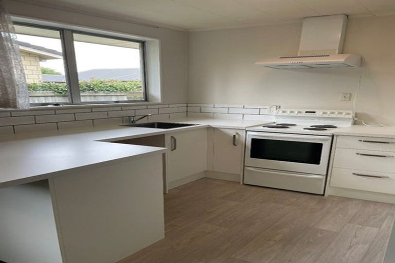 Photo of property in 4 Ferndown Lane, Bromley, Christchurch, 8062