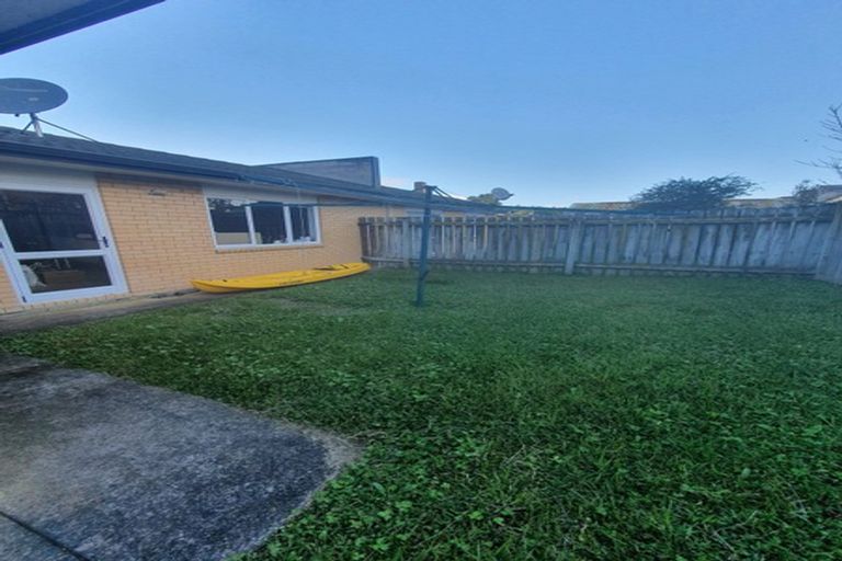 Photo of property in 32a Rimu Street, New Lynn, Auckland, 0600