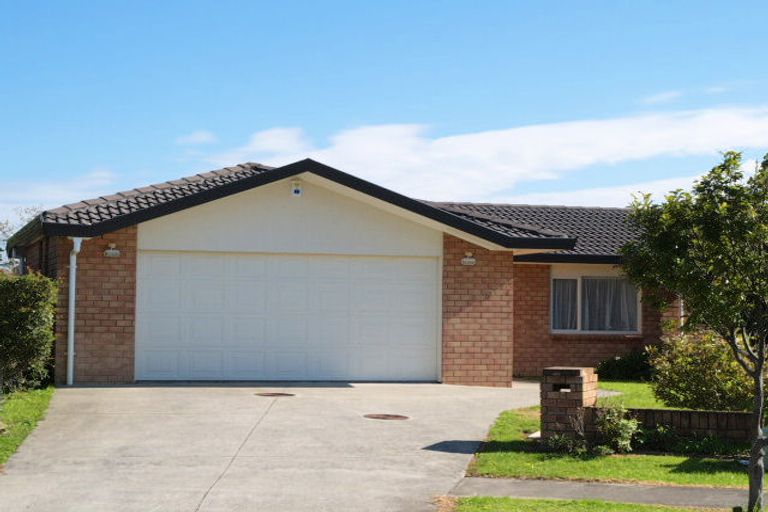 Photo of property in 17 Emma Court, Northpark, Auckland, 2013