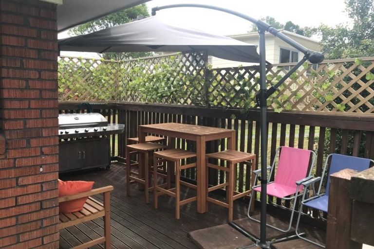 Photo of property in 1/85 Stredwick Drive, Torbay, Auckland, 0630