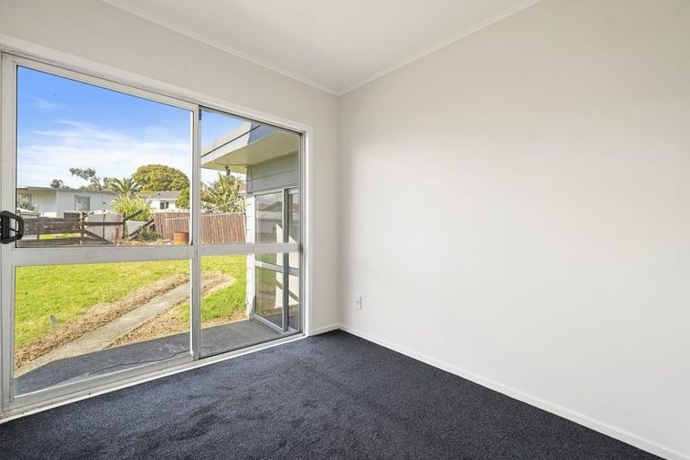 Photo of property in 9 Malmo Place, Manurewa, Auckland, 2102