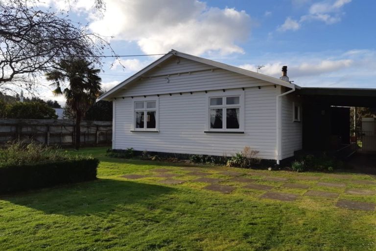Photo of property in 40 Costley Street, Carterton, 5713