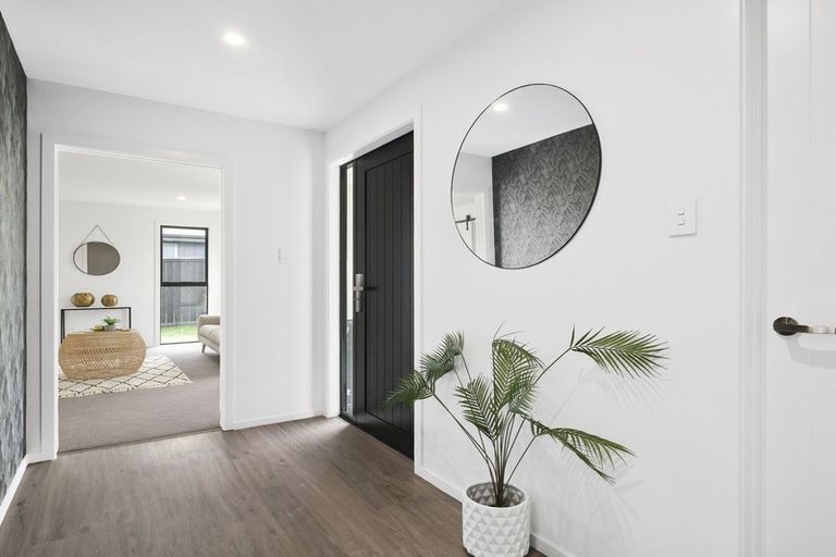 Photo of property in 145 Wingatui Road, Mosgiel, 9024