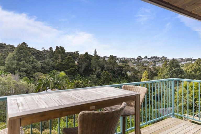 Photo of property in 12 Mcdowell Crescent, Hillcrest, Auckland, 0627