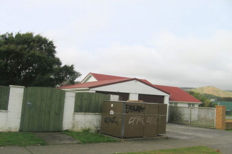 Photo of property in 12 Conclusion Street, Ascot Park, Porirua, 5024