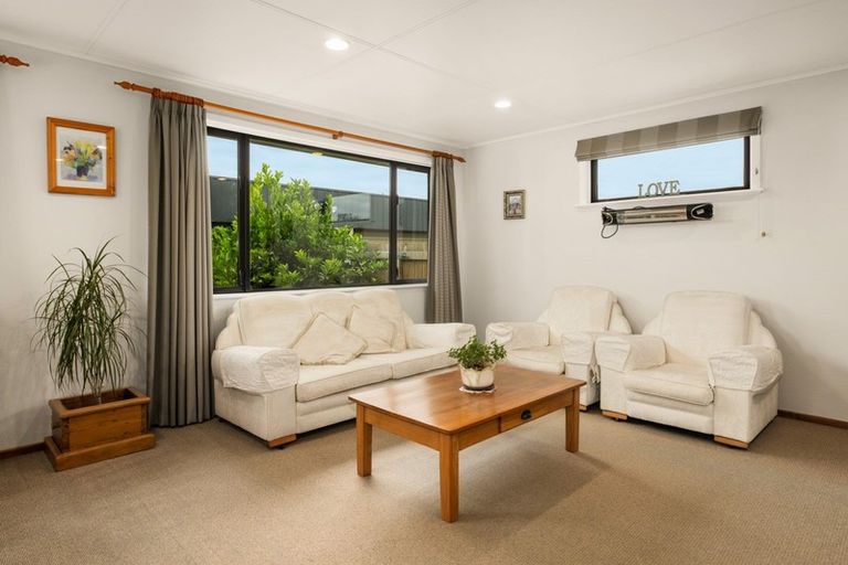 Photo of property in 6 Endeavour Street, Riversdale, Blenheim, 7201