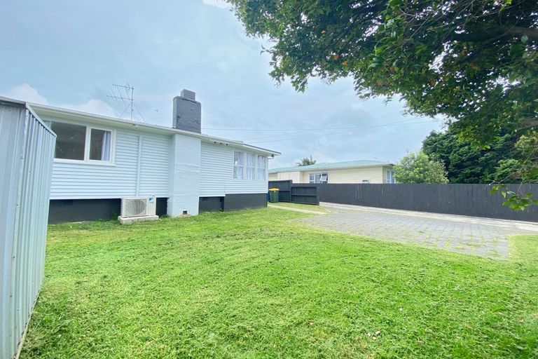 Photo of property in 150 Hepburn Road, Glendene, Auckland, 0602