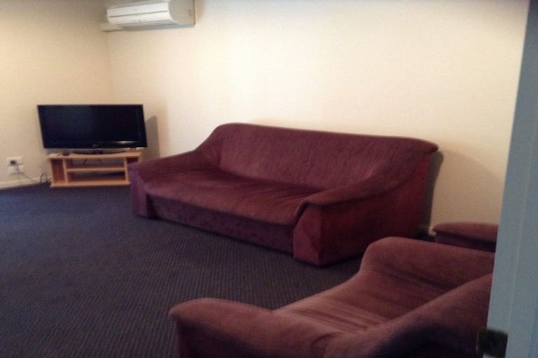 Photo of property in 12 Cosy Dell Road, North Dunedin, Dunedin, 9016