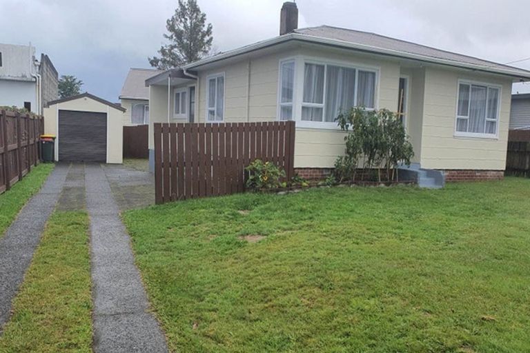 Photo of property in 4 Old Quarry Road, Selwyn Heights, Rotorua, 3015