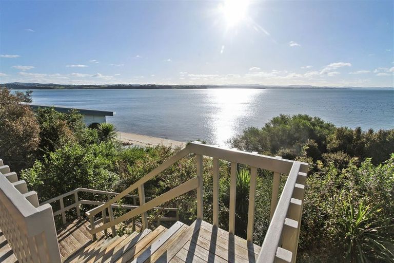 Photo of property in 107 Torkar Road, Clarks Beach, 2122