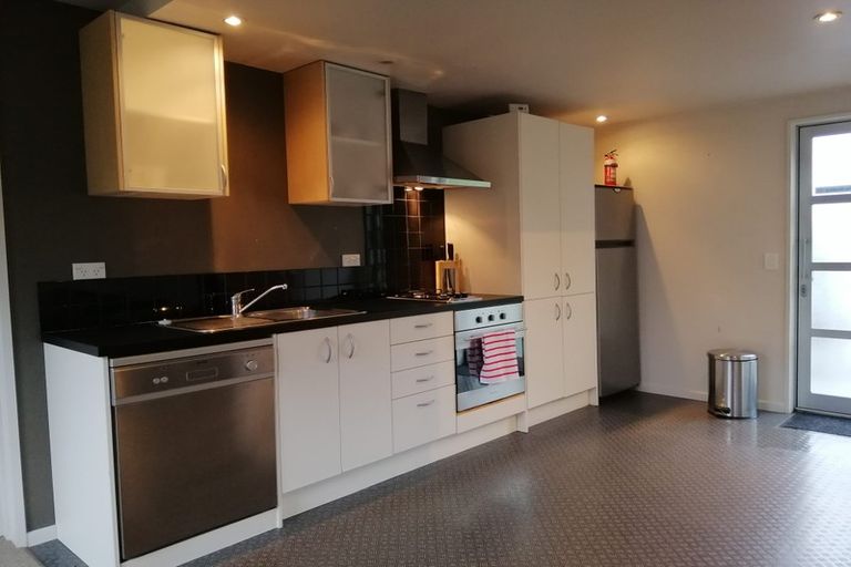 Photo of property in 86 Melville Street, Dunedin Central, Dunedin, 9016