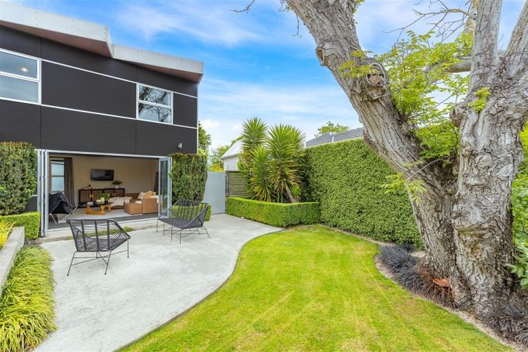 Photo of property in 51 Oxley Avenue, St Albans, Christchurch, 8014