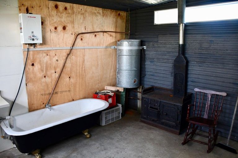 Photo of property in 10 Hunter Street, Karamea, 7893