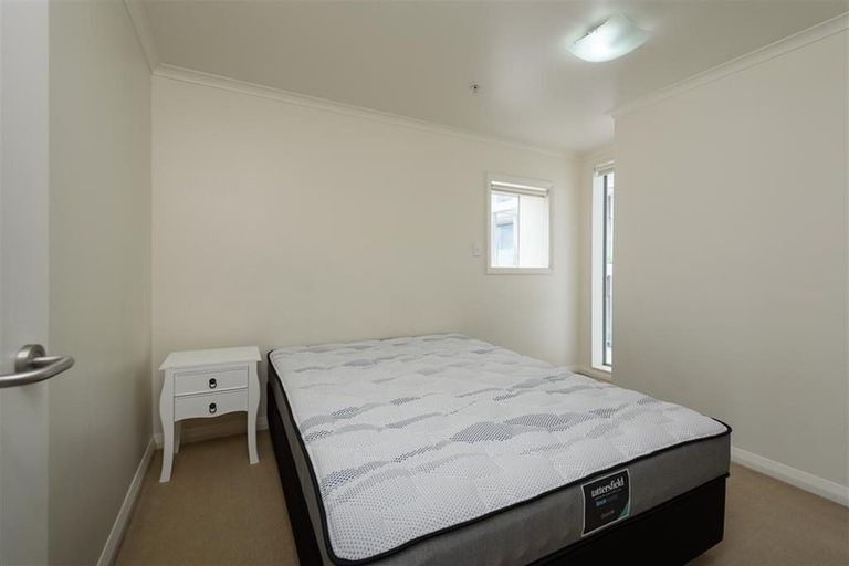 Photo of property in Monvie Apartments, 708/15 Holland Street, Te Aro, Wellington, 6011